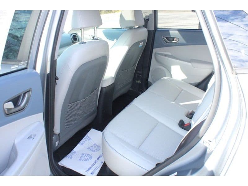 2021 Hyundai Kona EV view 11