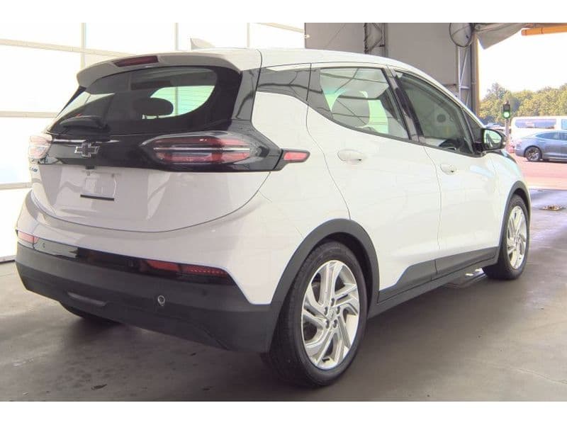 2023 Chevrolet Bolt EV view 3