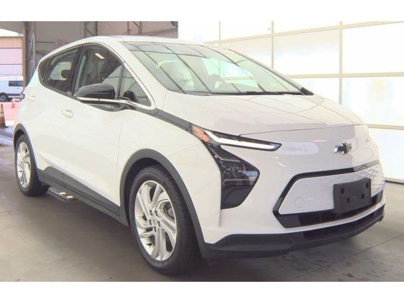 2023 Chevrolet Bolt EV view 2