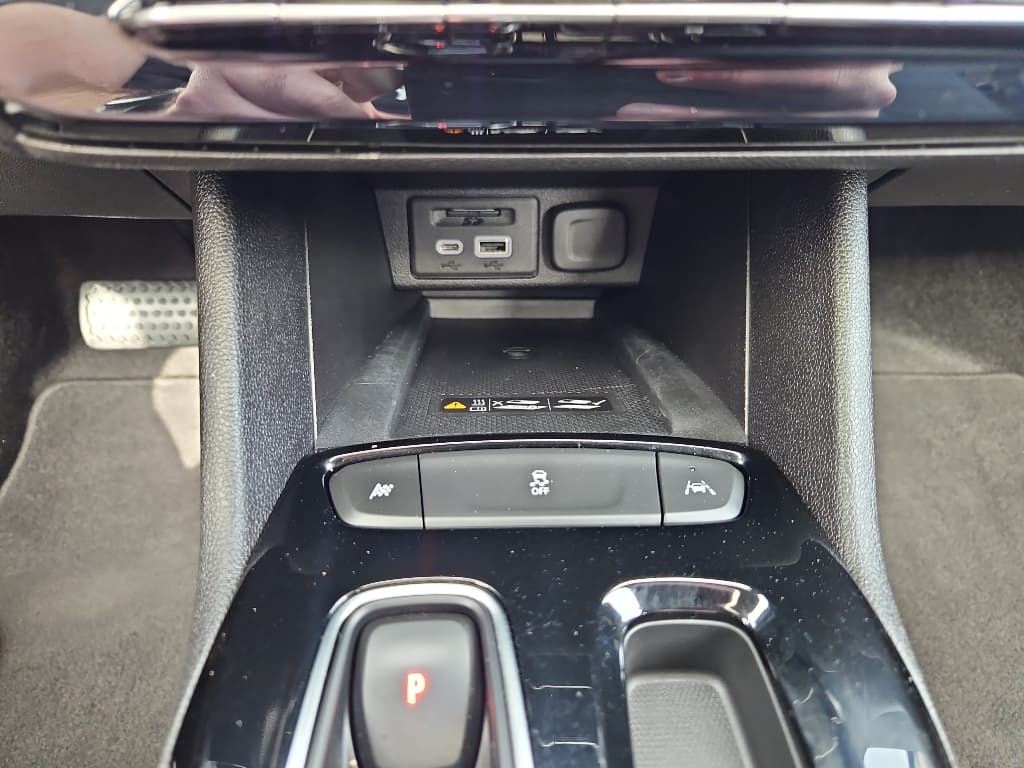 2022 Chevrolet Bolt EUV view 33