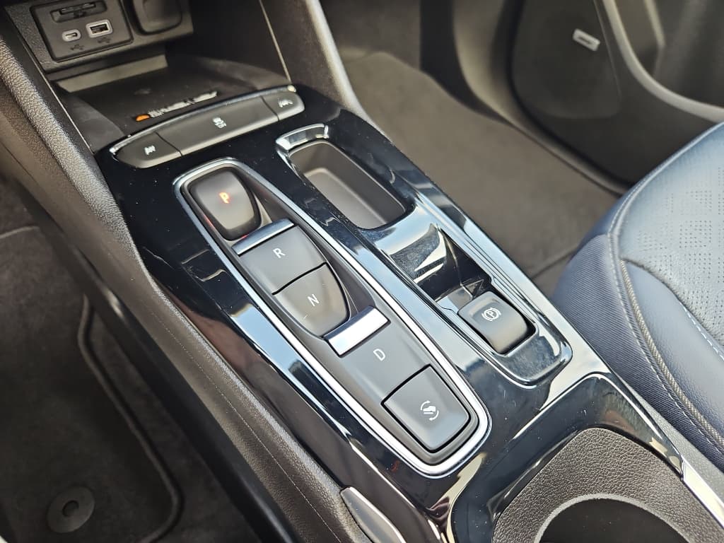 2022 Chevrolet Bolt EUV view 32