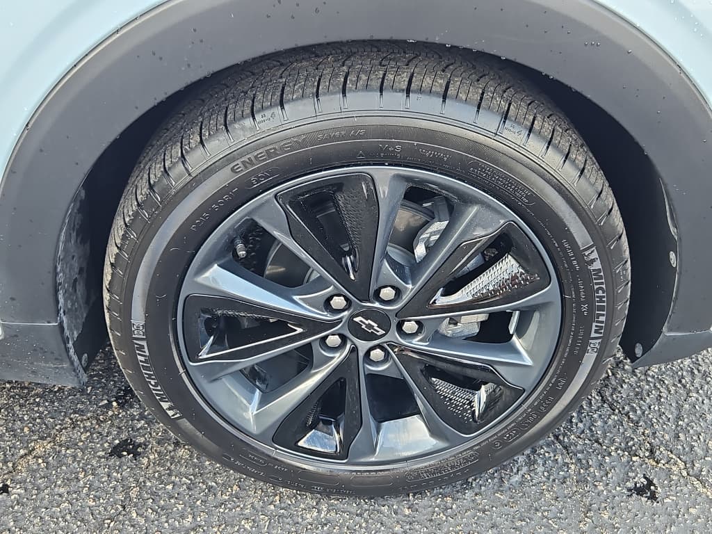 2022 Chevrolet Bolt EUV view 22