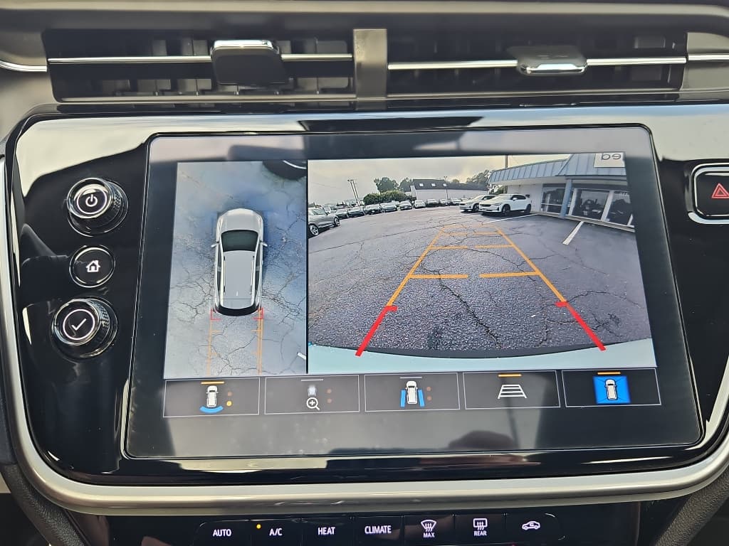 2022 Chevrolet Bolt EUV view 29