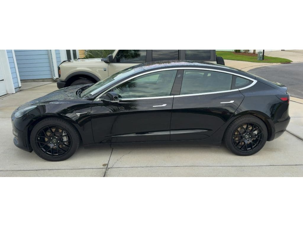 2018 Tesla Model 3 view 2