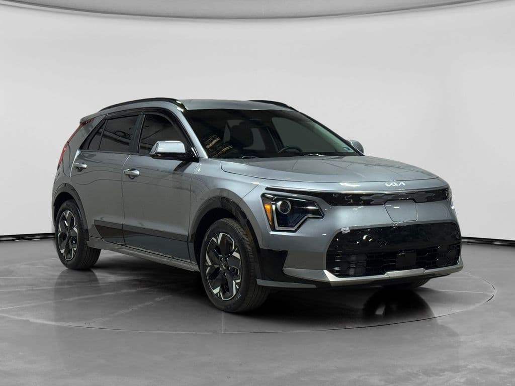 2024 Kia Niro EV view 4