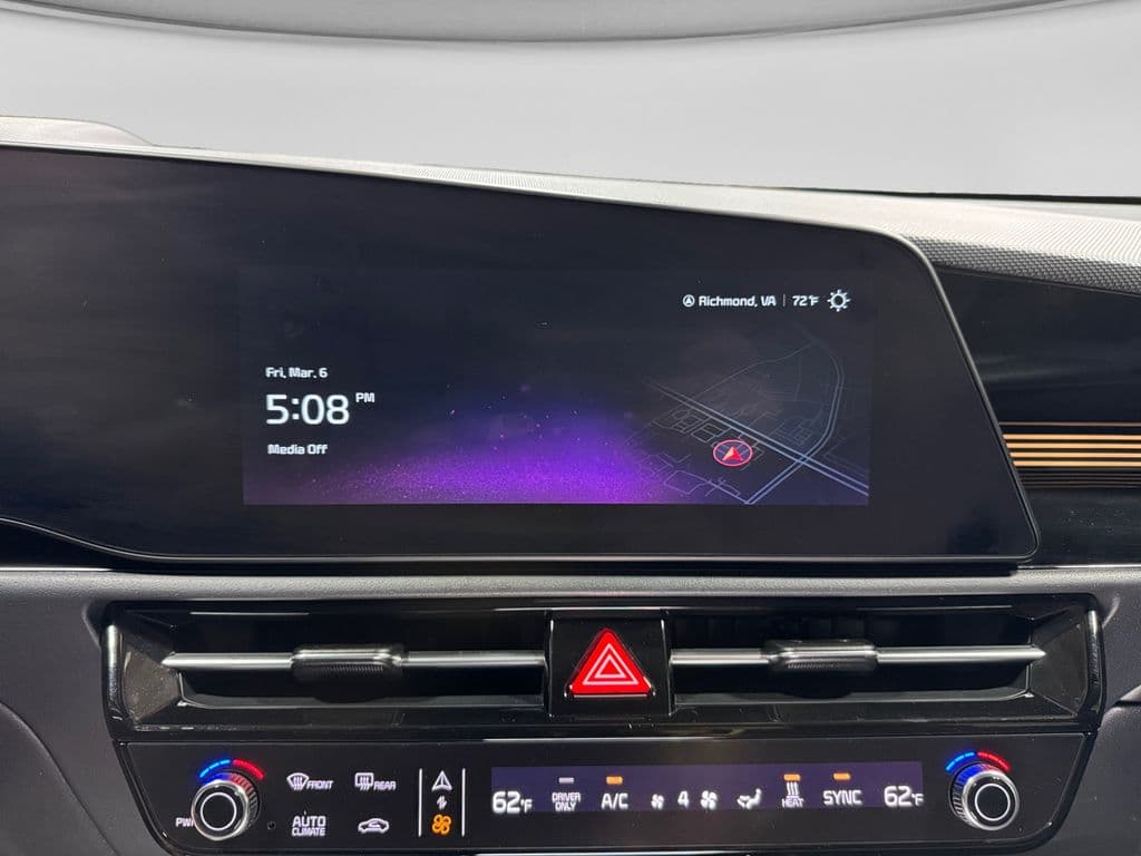 2024 Kia Niro EV view 14