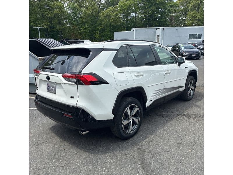 2023 Toyota RAV4 Prime view 4