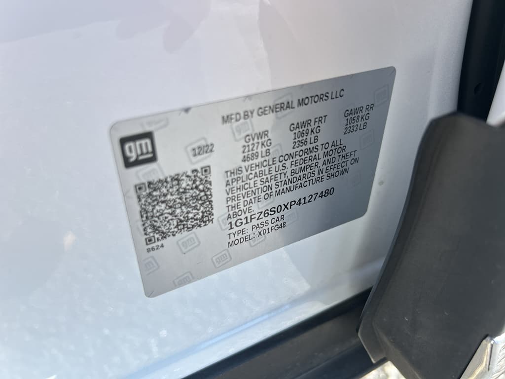 2023 Chevrolet Bolt EUV view 21