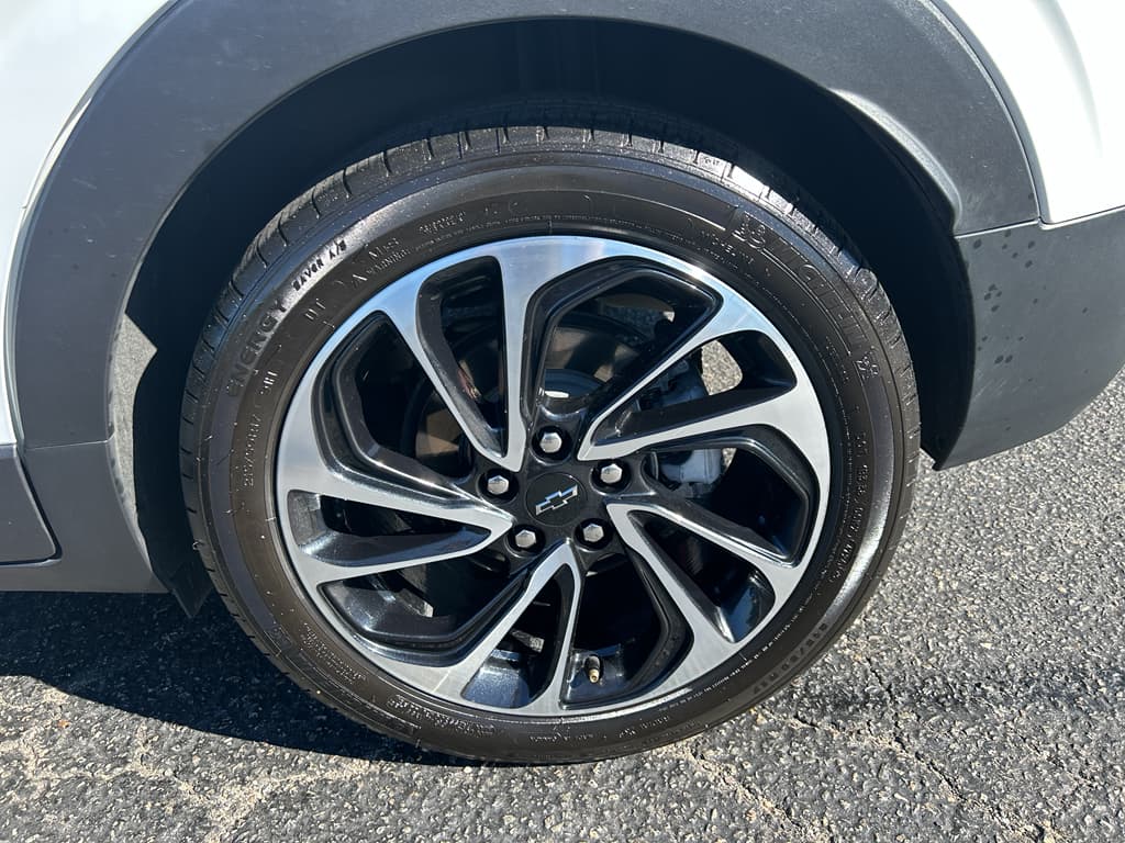 2023 Chevrolet Bolt EUV view 28