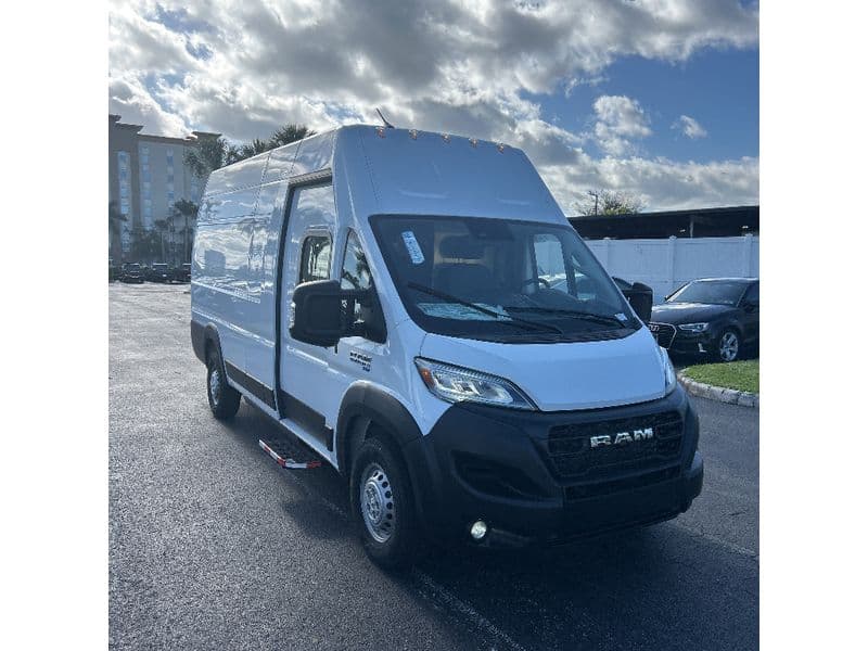 2024 Ram ProMaster 3500 BEV view 2