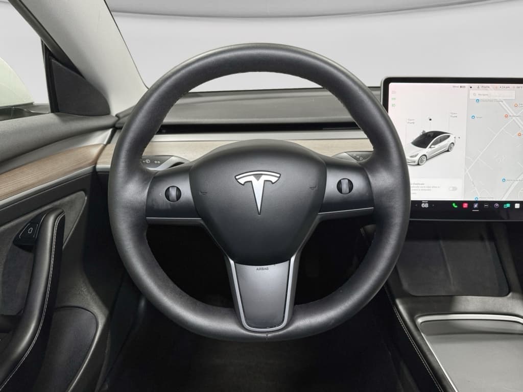 2022 Tesla Model 3 view 7