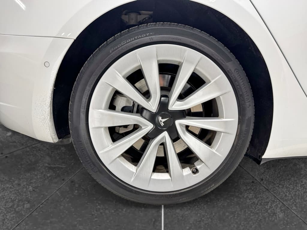 2022 Tesla Model 3 view 34