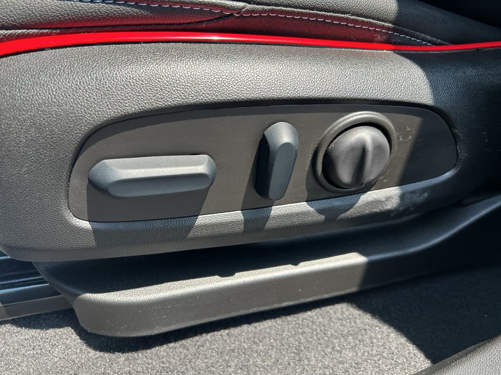2023 Chevrolet Bolt EV view 7