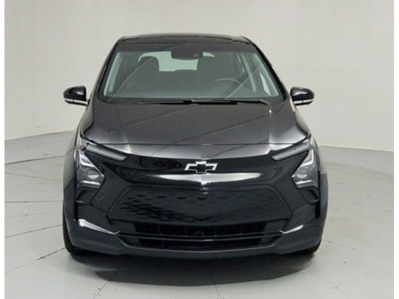 2023 Chevrolet Bolt EV view 8