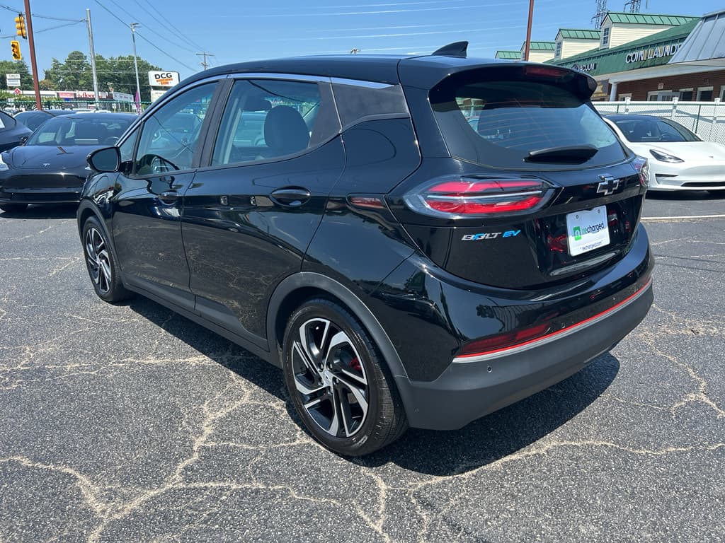 2023 Chevrolet Bolt EV view 2