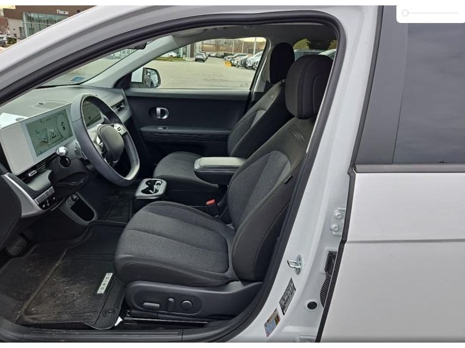 2023 Hyundai IONIQ 5 view 5