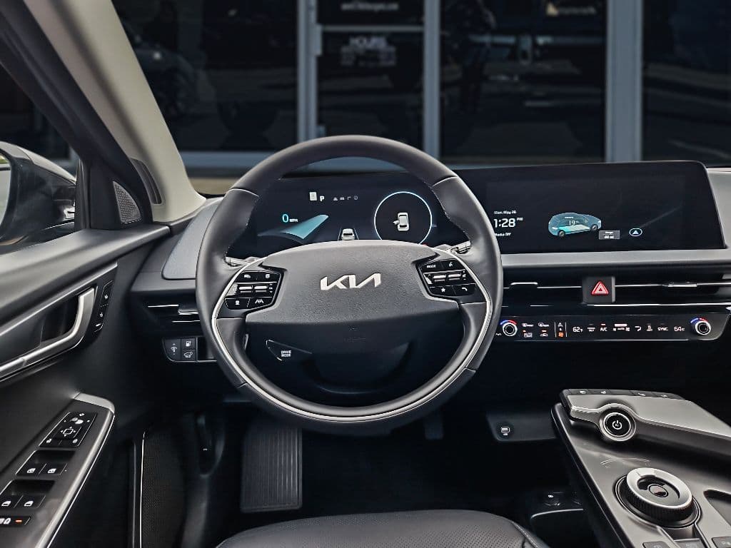 2023 Kia EV6 view 8