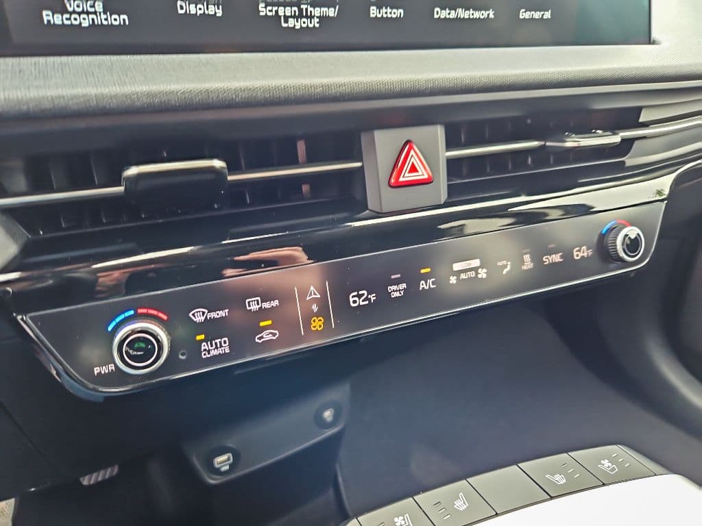 2023 Kia EV6 view 16
