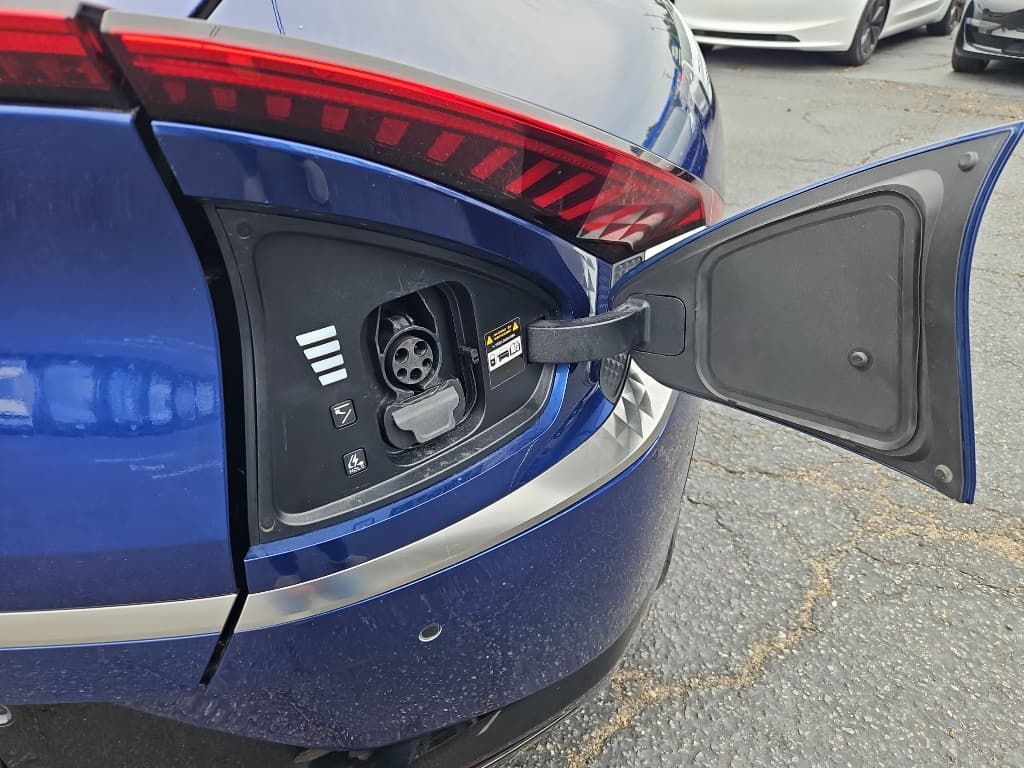 2023 Kia EV6 view 5