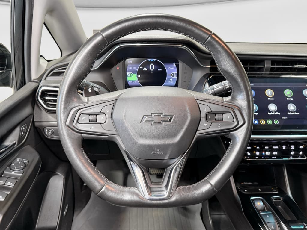 2023 Chevrolet Bolt EV view 9