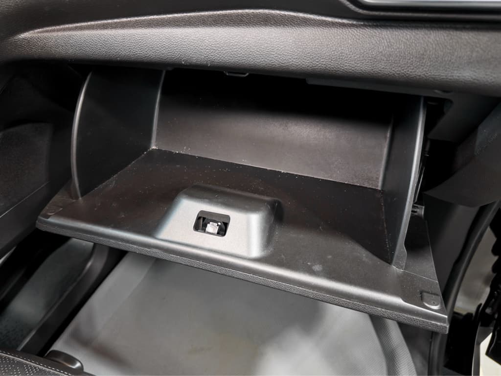 2023 Chevrolet Bolt EV view 21