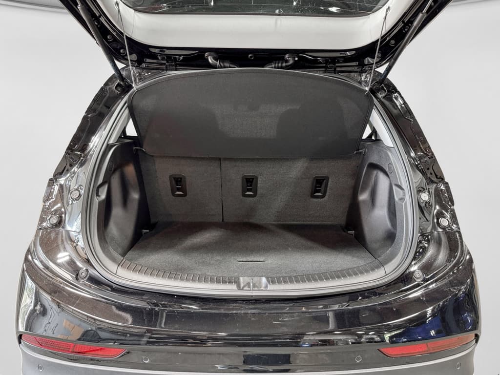 2023 Chevrolet Bolt EV view 26