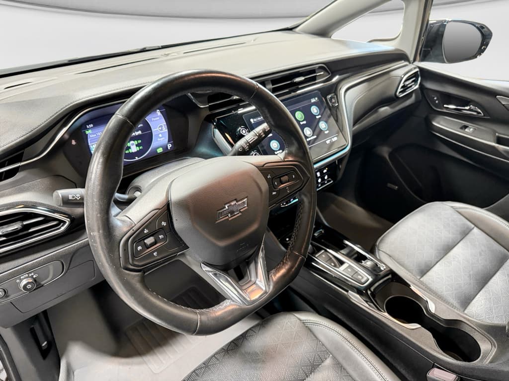 2023 Chevrolet Bolt EV view 19