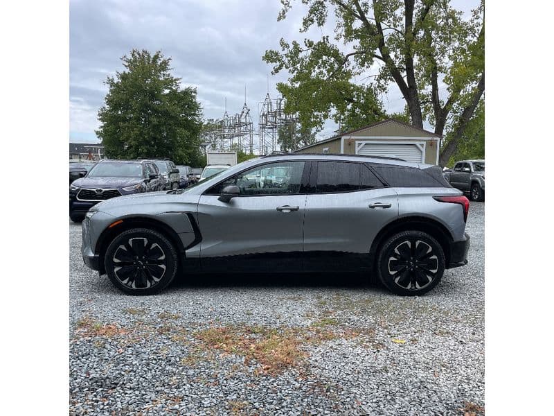 2024 Chevrolet Blazer EV view 2