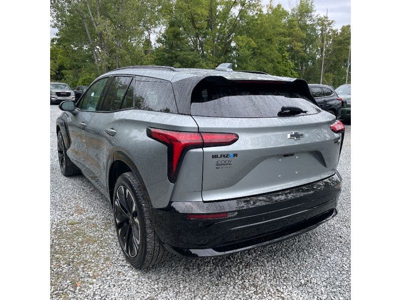 2024 Chevrolet Blazer EV view 3