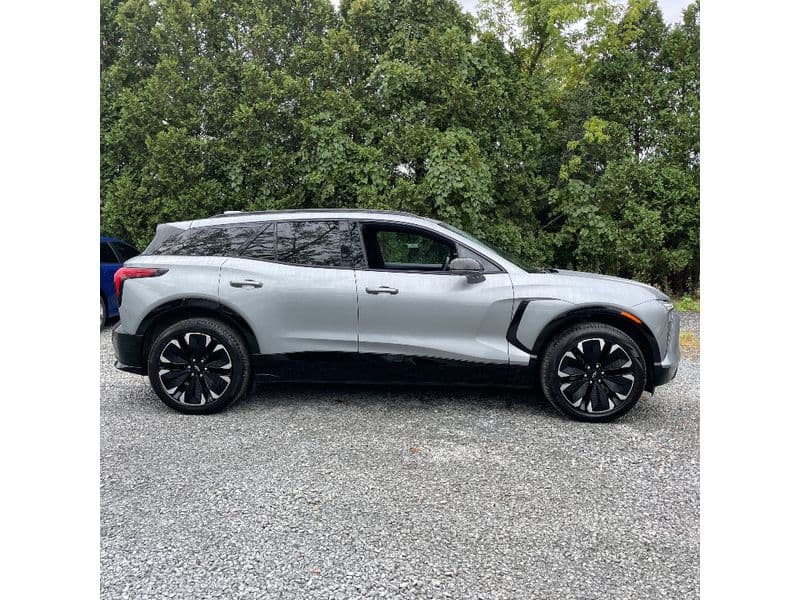 2024 Chevrolet Blazer EV view 6