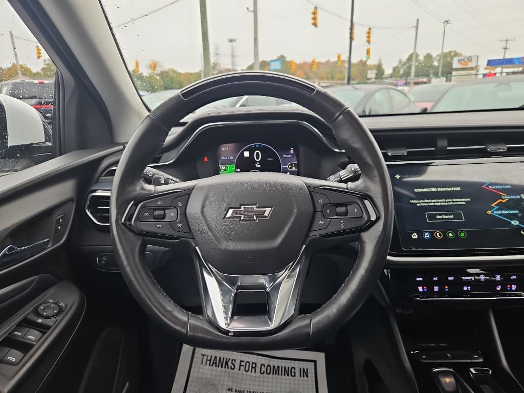 2022 Chevrolet Bolt EUV view 9