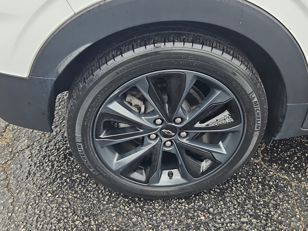 2022 Chevrolet Bolt EUV view 35