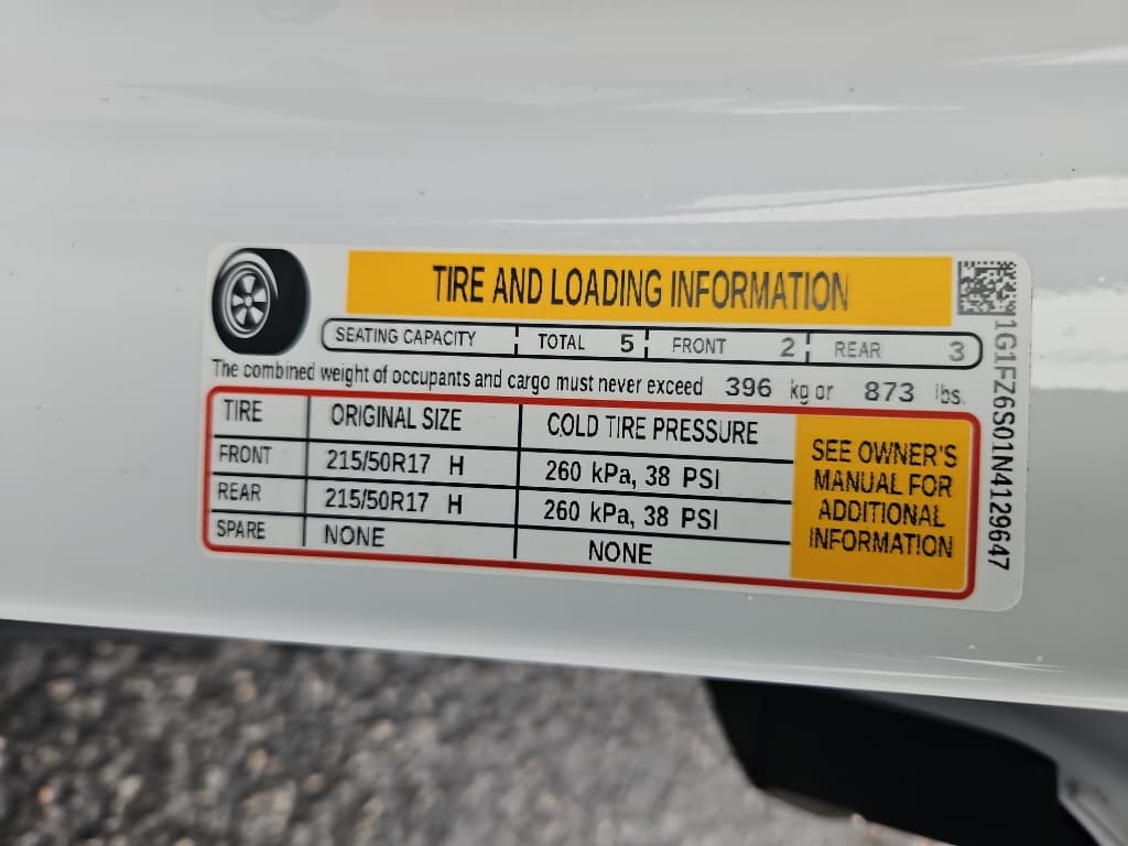 2022 Chevrolet Bolt EUV view 30