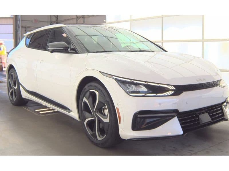 2023 Kia EV6 view 2