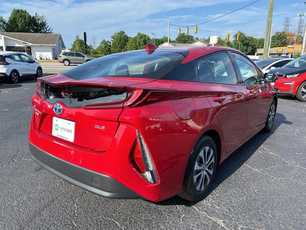 2020 Toyota Prius Prime view 3