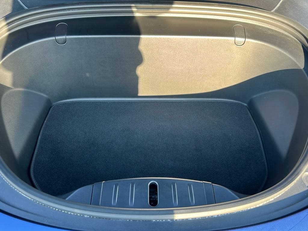 2018 Tesla Model 3 view 16