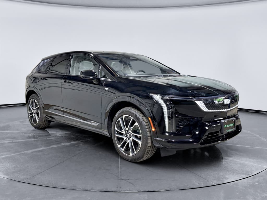 2026 Cadillac OPTIQ view 4