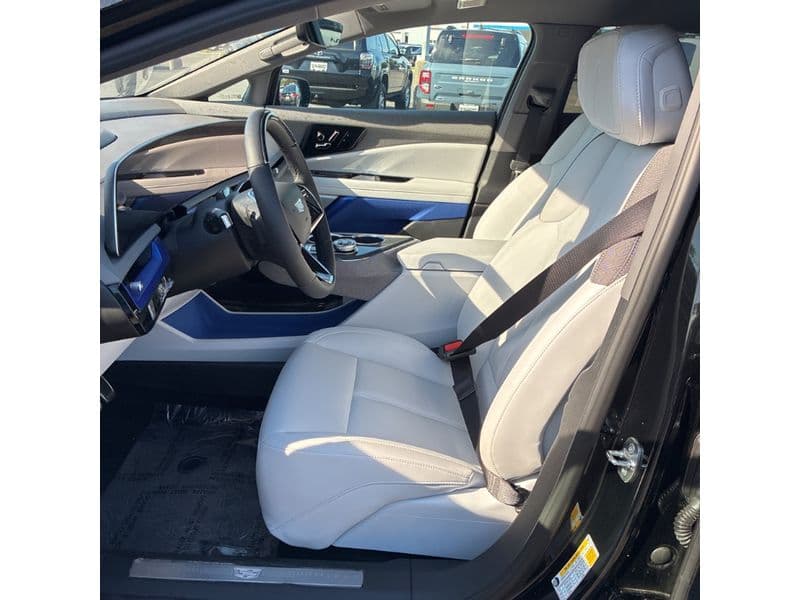 2026 Cadillac OPTIQ view 5