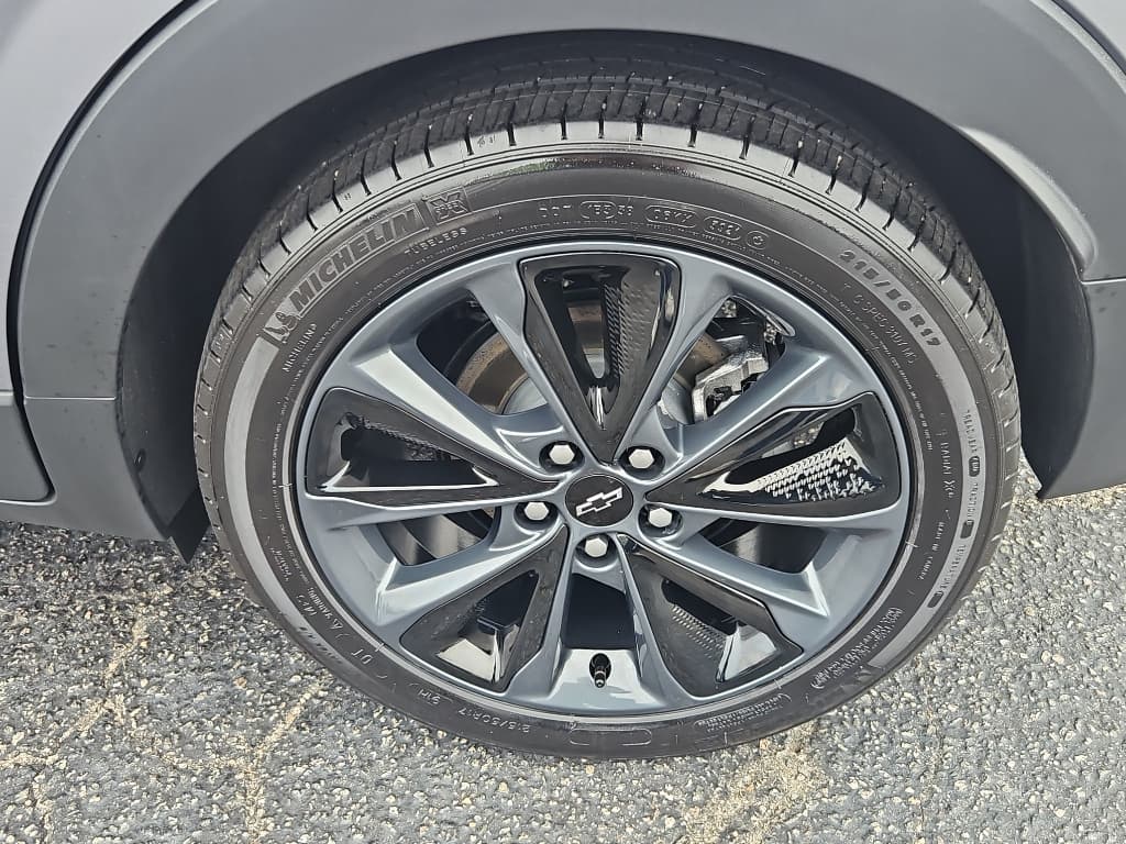 2022 Chevrolet Bolt EUV view 32