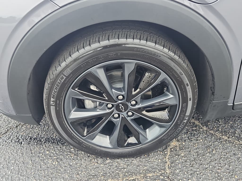 2022 Chevrolet Bolt EUV view 30