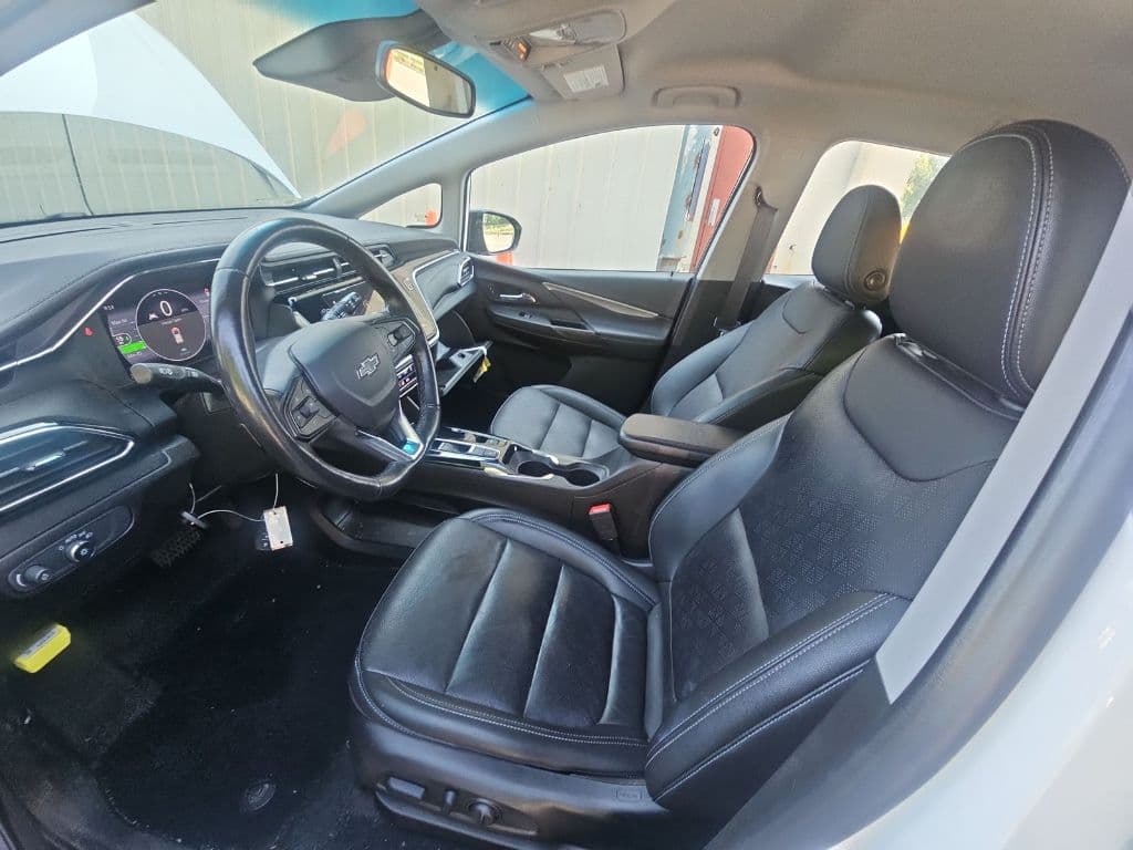 2022 Chevrolet Bolt EV view 6