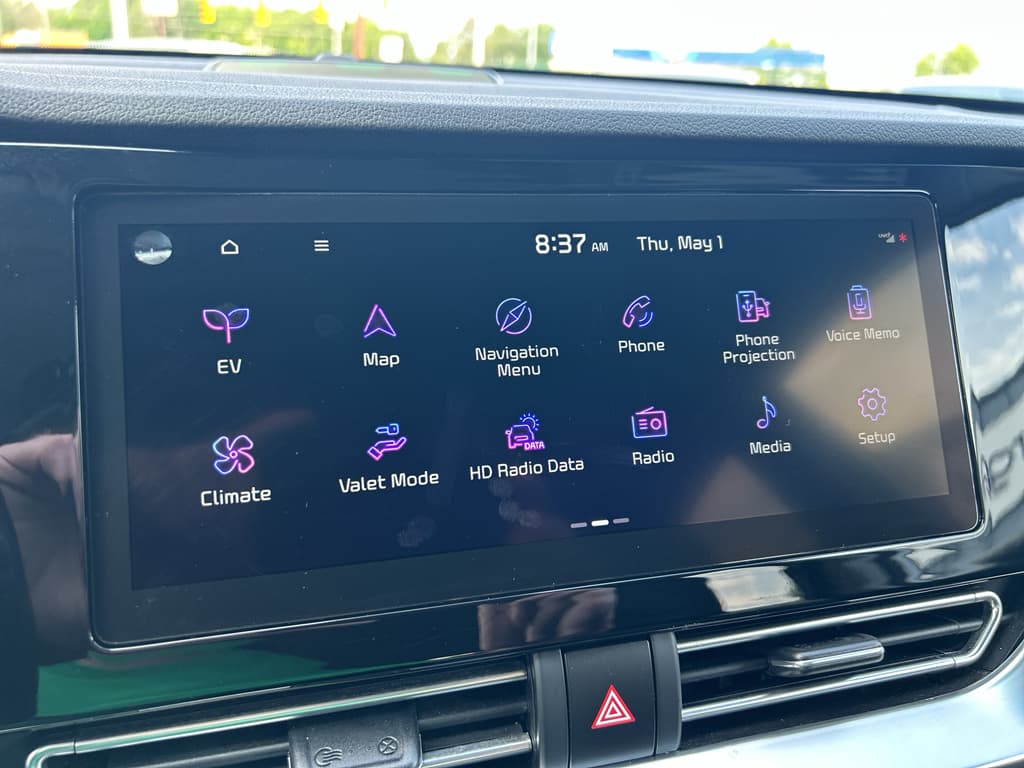2022 Kia Niro EV view 12