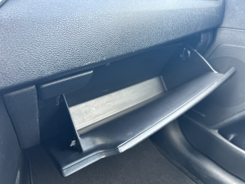 2022 Kia Niro EV view 17