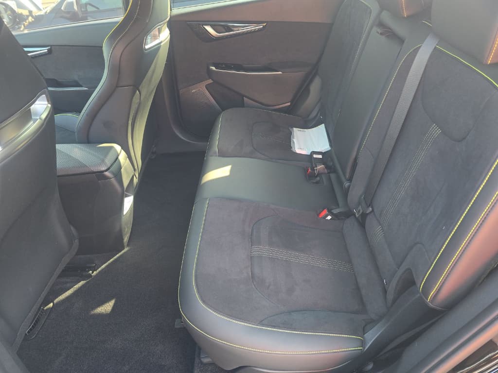 2023 Kia EV6 view 6
