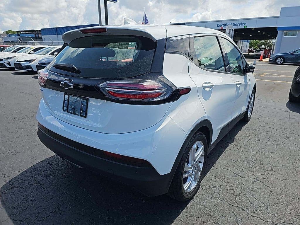 2023 Chevrolet Bolt EV view 3