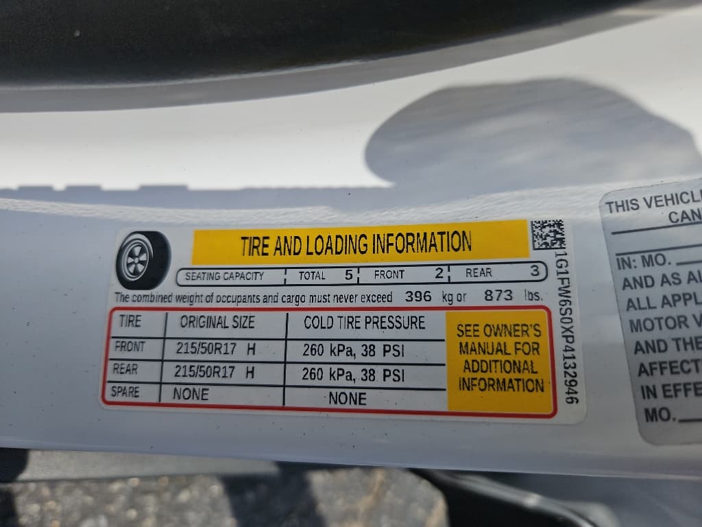 2023 Chevrolet Bolt EV view 25