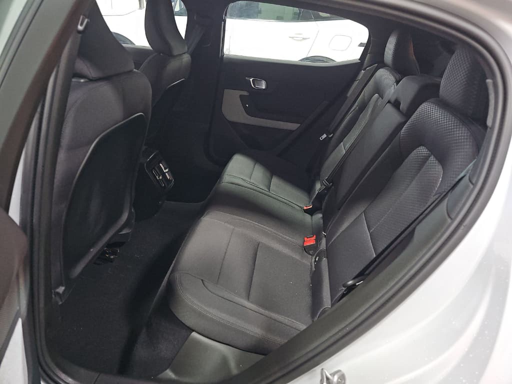 2023 Polestar Polestar 2 view 6