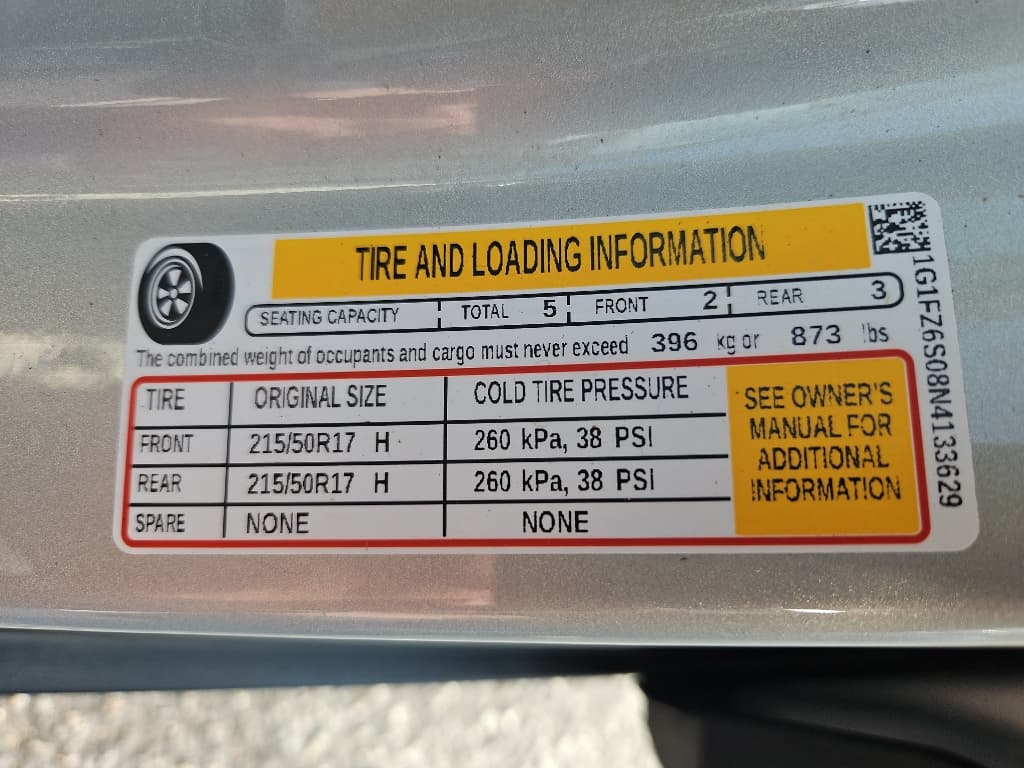 2022 Chevrolet Bolt EUV view 25