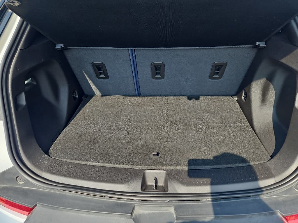 2022 Chevrolet Bolt EUV view 23
