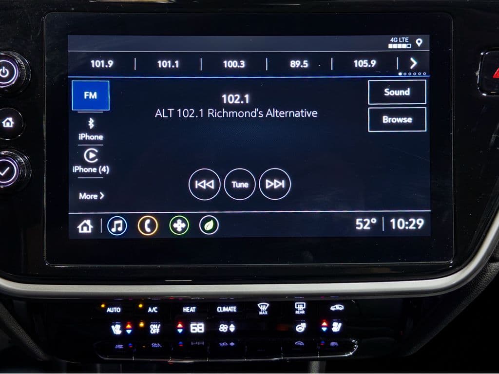 2023 Chevrolet Bolt EUV view 11